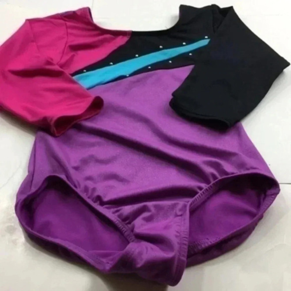Moret active  girl.    swim wear 8/10